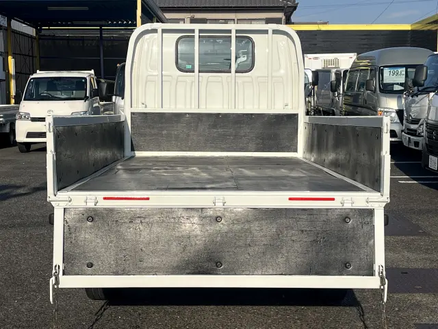 いすゞ エルフ TPG-NJR85A(2WD)の写真6