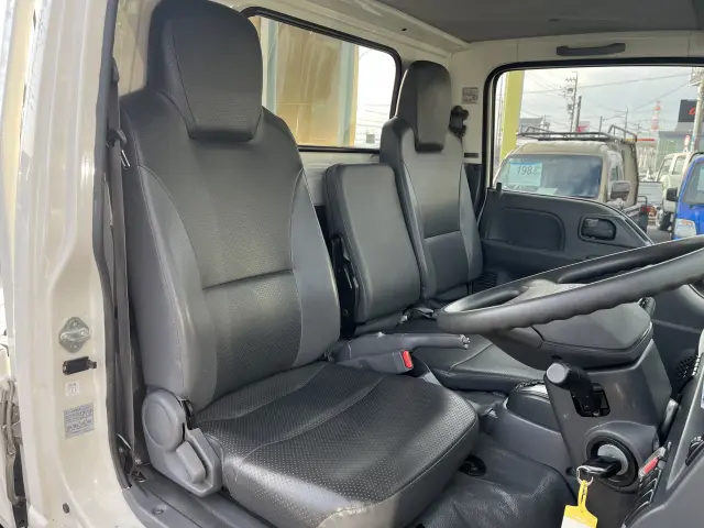 いすゞ エルフ TPG-NJR85A(2WD)の写真13