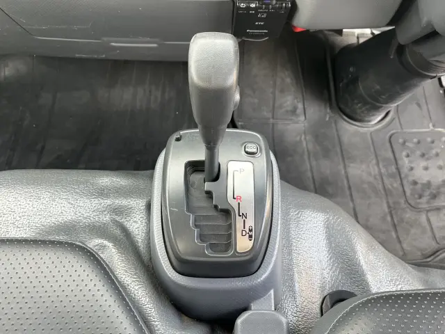 いすゞ エルフ TPG-NJR85A(2WD)の写真16