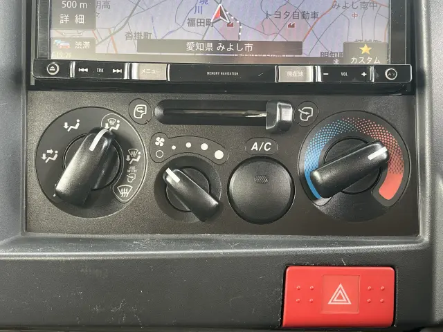 いすゞ エルフ TPG-NJR85A(2WD)の写真20