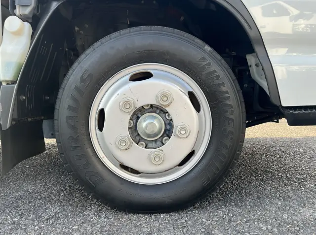 いすゞ エルフ TPG-NJR85A(2WD)の写真36