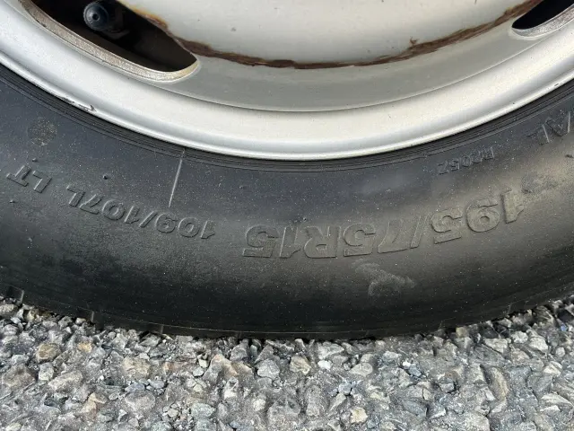 いすゞ エルフ TPG-NJR85A(2WD)の写真37