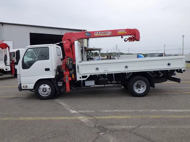 いすゞ エルフ TPG-NKR85R(2WD)の写真4