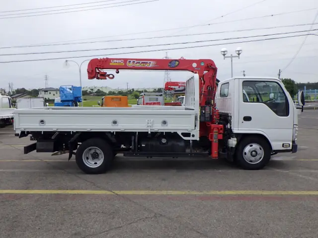 いすゞ エルフ TPG-NKR85R(2WD)の写真5