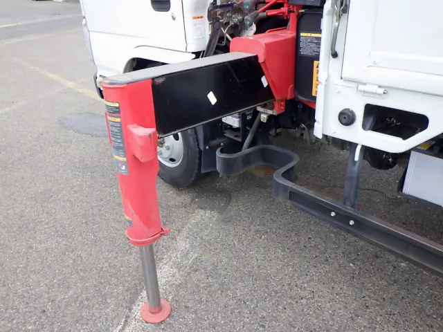 いすゞ エルフ TPG-NKR85R(2WD)の写真40