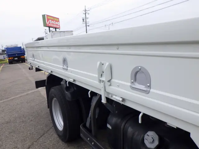 いすゞ エルフ TPG-NKR85R(2WD)の写真44