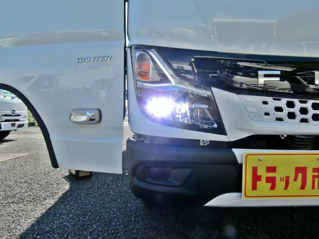 三菱 キャンター 2RG-FBAV0(2WD)の写真31