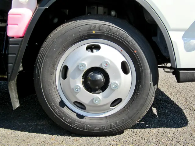 三菱 キャンター 2RG-FBAV0(2WD)の写真41