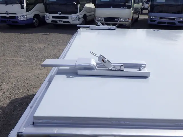 いすゞ フォワード PKG-FRR90S2(2WD)の写真14