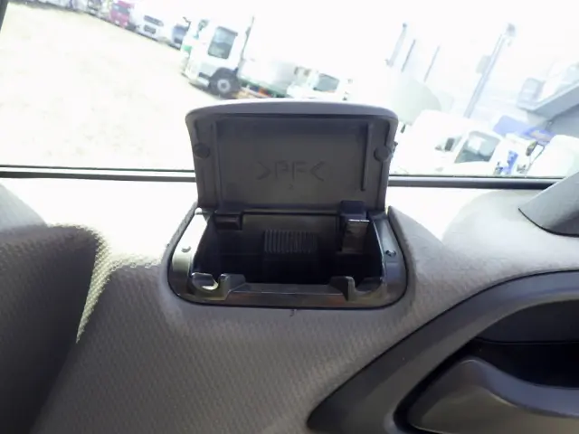 いすゞ フォワード PKG-FRR90S2(2WD)の写真24