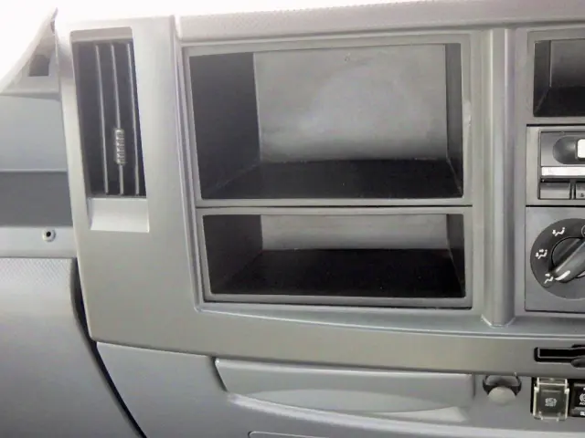 いすゞ フォワード PKG-FRR90S2(2WD)の写真28