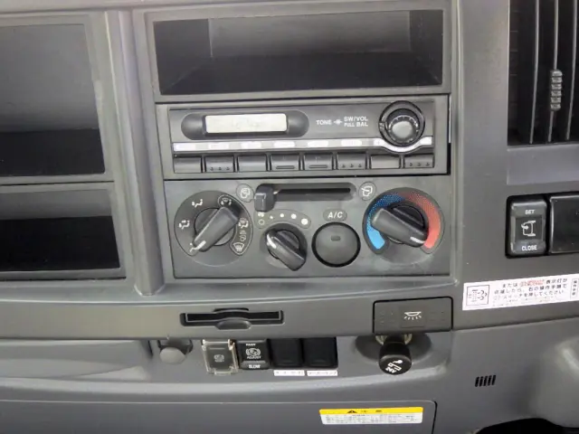 いすゞ フォワード PKG-FRR90S2(2WD)の写真29