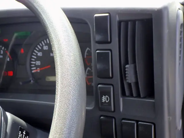 いすゞ フォワード PKG-FRR90S2(2WD)の写真31