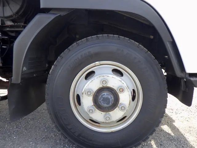 いすゞ フォワード PKG-FRR90S2(2WD)の写真33
