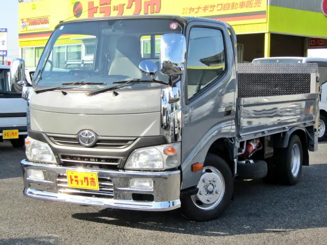 トヨタ ダイナ TKG-XZC600(2WD)の写真1