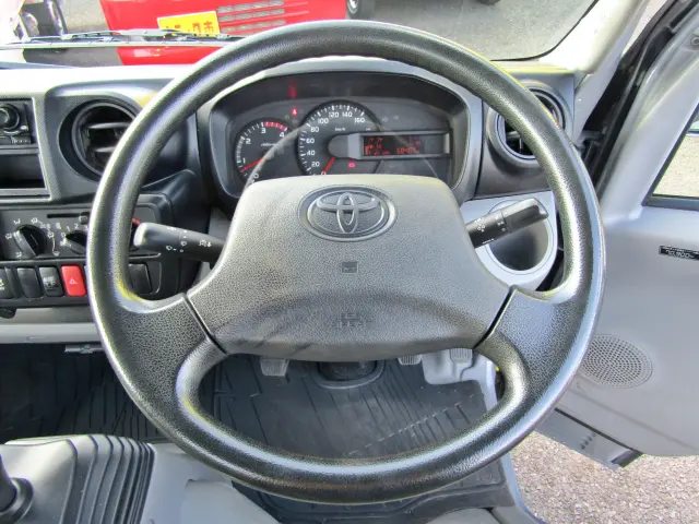 トヨタ ダイナ TKG-XZC600(2WD)の写真16