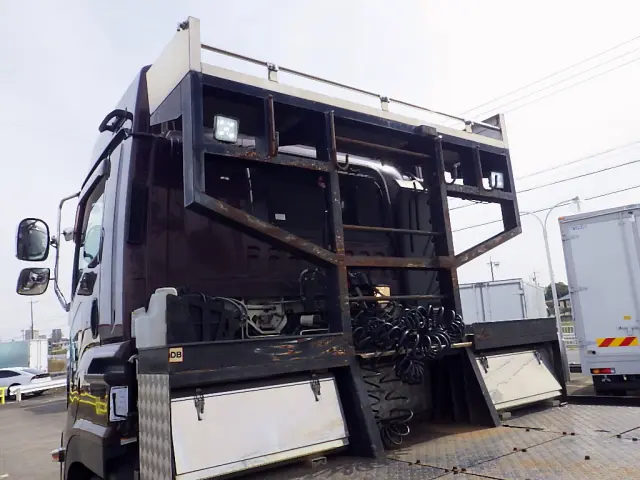 いすゞ ギガ QDG-EXZ52BJ(6x4)の写真7