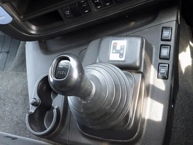 いすゞ ギガ QDG-EXZ52BJ(6x4)の写真14