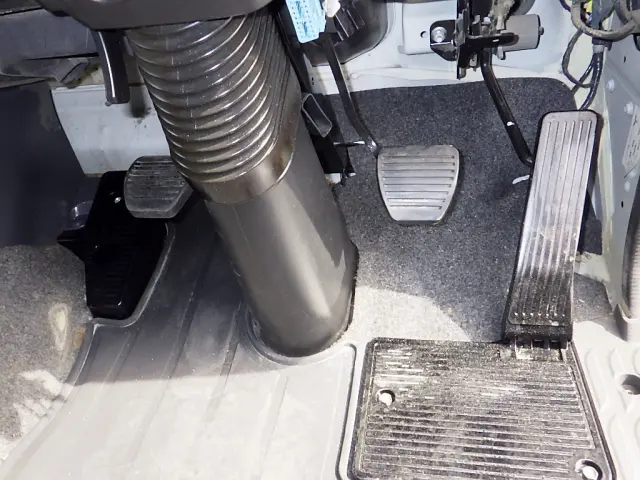 いすゞ ギガ QDG-EXZ52BJ(6x4)の写真26