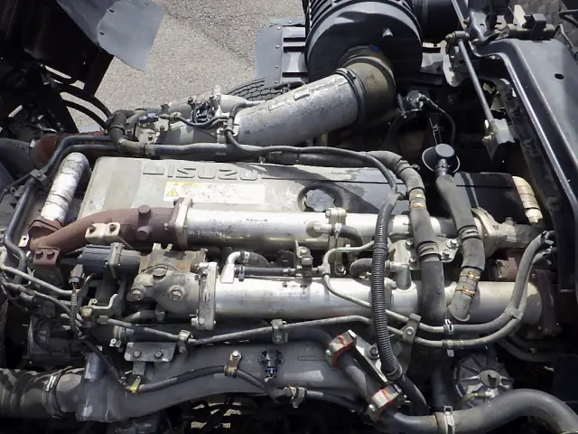 いすゞ ギガ QDG-EXZ52BJ(6x4)の写真33