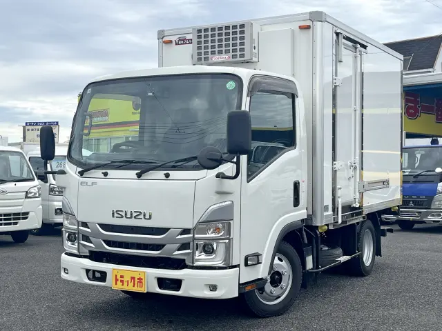 いすゞ エルフ 2RG-NMR88AN(2WD)の写真1