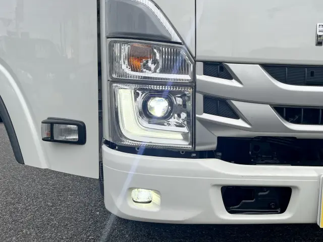 いすゞ エルフ 2RG-NMR88AN(2WD)の写真32