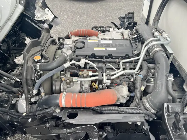 いすゞ エルフ 2RG-NMR88AN(2WD)の写真38