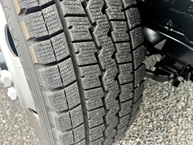 いすゞ エルフ 2RG-NMR88AN(2WD)の写真46