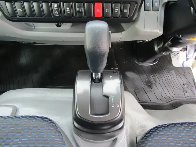 トヨタ ダイナ 2DG-GDY231(2WD)の写真15