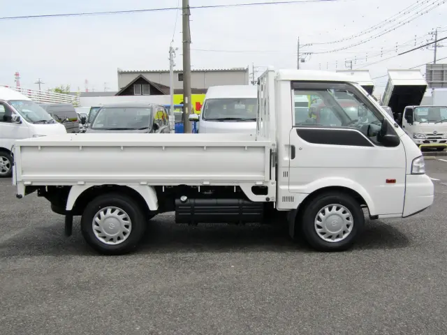 「２トン車まではいらないけど、軽トラでは小さすぎる」というあなたにピッタリのトラックです！|マツダ ボンゴトラック DBF-SLP2T(2WD)の写真4