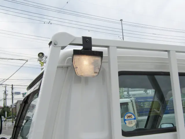 夜間の仕事に活躍する作業灯付き♪|マツダ ボンゴトラック DBF-SLP2T(2WD)の写真12
