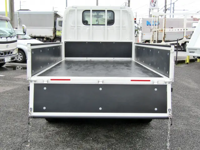 荷台内面はこんな感じ♪|日産 アトラス 2RG-AHS88A(4WD)の写真6