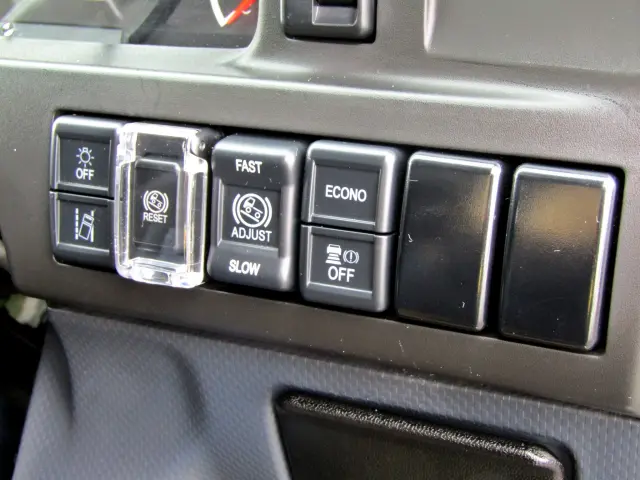 日産 アトラス 2RG-AHS88A(4WD)の写真23