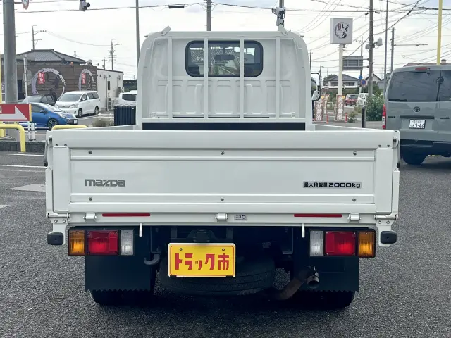 ４ナンバーサイズなので小回りラクラク♪街中の狭い道でもガンガン走って頂けます！|マツダ タイタン 2RG-LJR88A(2WD)の写真5