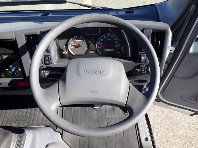 いすゞ エルフ TPG-NPR85AR(2WD)の写真16