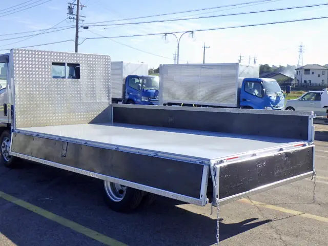 いすゞ エルフ TPG-NPR85AR(2WD)の写真46