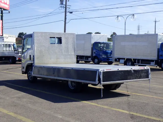 いすゞ エルフ TPG-NPR85AR(2WD)の写真47