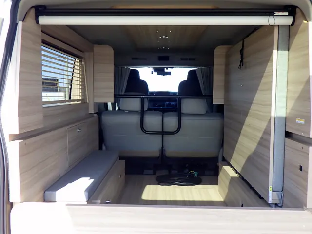 日産 キャラバン 3DF-VN6E26(4WD)の写真7