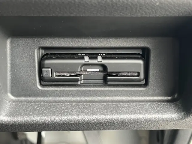 日産 キャラバン 3DF-VN6E26(4WD)の写真36