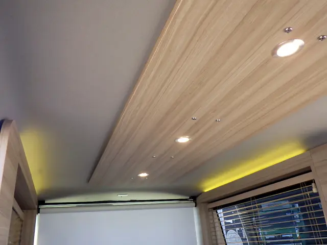 日産 キャラバン 3DF-VN6E26(4WD)の写真41