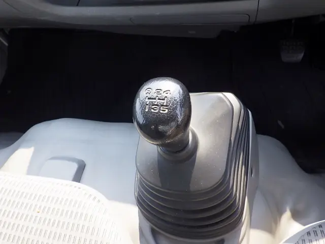 日野 デュトロ TKG-XZU605M(2WD)の写真15