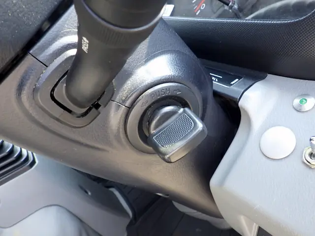 日野 デュトロ TKG-XZU605M(2WD)の写真22