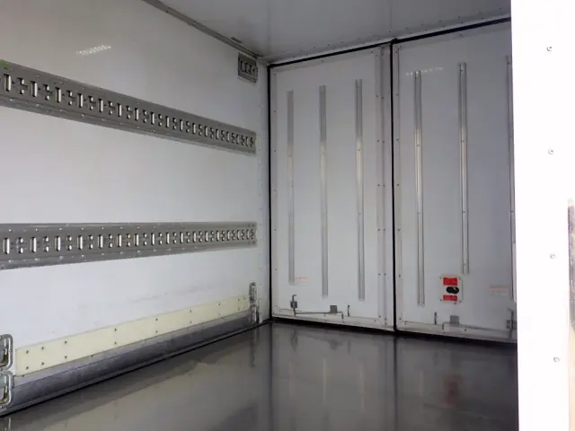 日野 デュトロ TKG-XZU605M(2WD)の写真41