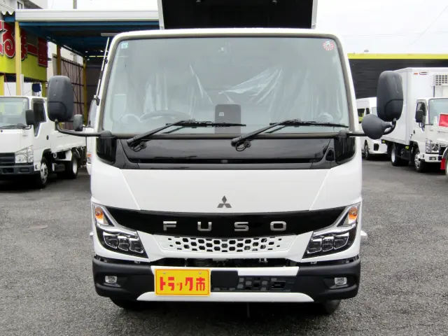 3000ccのディーゼルターボエンジンに5MTを搭載☆フル積載でも元気よく走ってくれます♪|三菱 キャンター 2RG-FBA60(2WD)の写真2