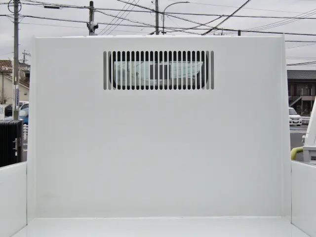 ね?キレイでしょう?!|三菱 キャンター 2RG-FBA60(2WD)の写真8