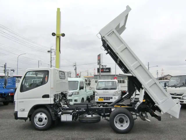 コボレーンやリアピンなどの取付も承っております!|三菱 キャンター 2RG-FBA60(2WD)の写真11
