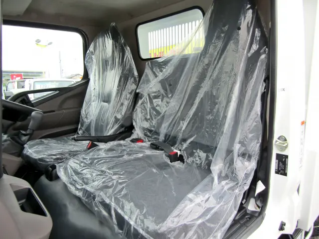 三菱 キャンター 2RG-FBA60(2WD)の写真18