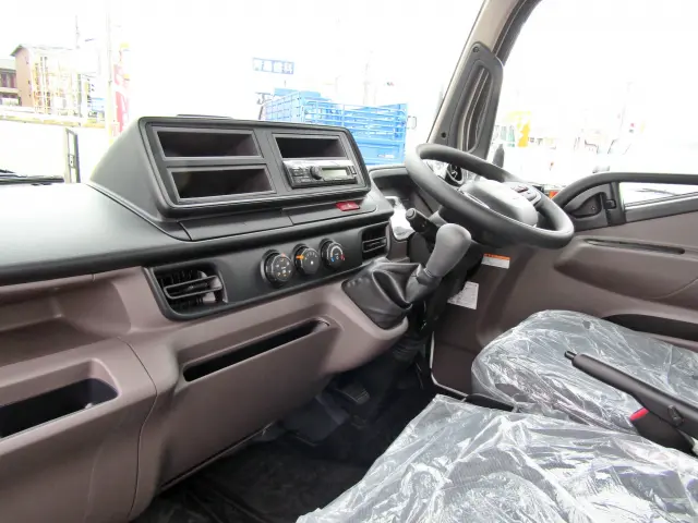 三菱 キャンター 2RG-FBA60(2WD)の写真21