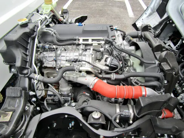 三菱 キャンター 2RG-FBA60(2WD)の写真36