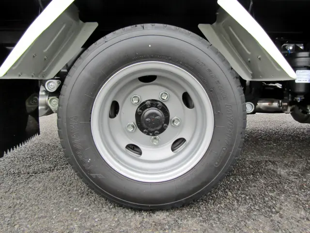 三菱 キャンター 2RG-FBA60(2WD)の写真43